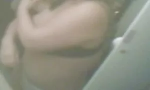 ロシアの女の子と美しいセックスを持つ禿げた男性 一徹 アダルト