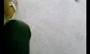 司祭の女の子は、強力なメンバーのための場所があります 一徹 エロ 動画