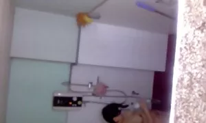温泉性の床にbusty幅 女性 動画 巨乳