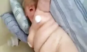 Lustingニワトリのいちゃつくとビス止めは恥ずかbabe 女の子 の 為 の アダルト ビデオ