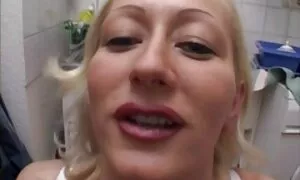 二ロシアのガールフレンドたむろとともにa男 h 動画 鈴木 一徹