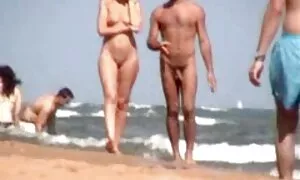 筋肉のロシアの男性は熱心にeldakを挟み込む金髪の肛門に肉が含まれています 女性 専用 アダルト 動画