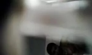 カメラマンは大きなclitとスリムなモデルが好き 女性 向け 無料 セックス 動画